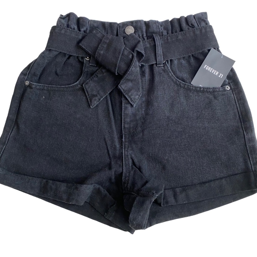 ▪️ FOREVER 21 WOMENS DENIM BLACK SHORTS ▪️